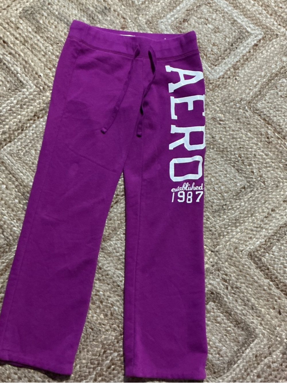Aeropostale Girls Magenta Sweatpants with Side Logo
